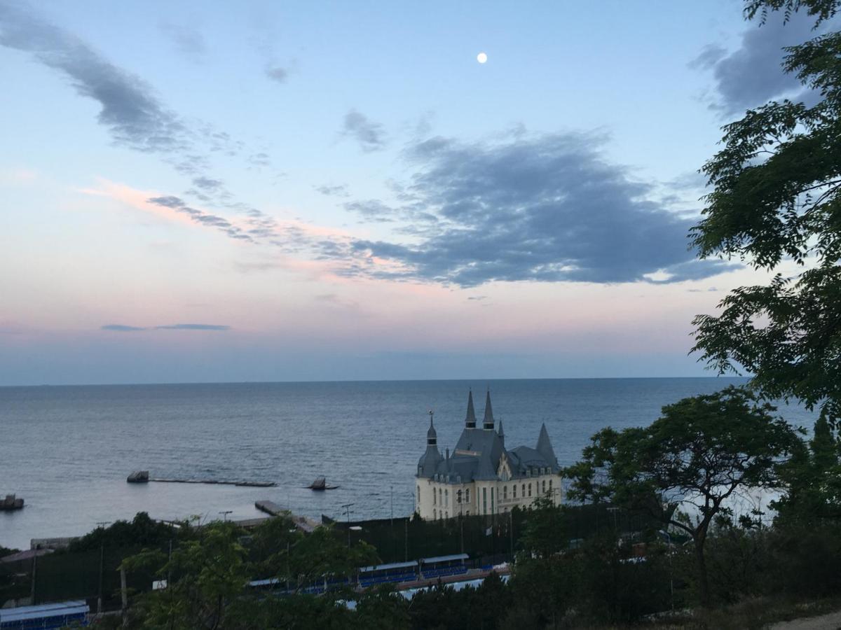 Kvartira U Samogo Moria! Odessa Extérieur photo